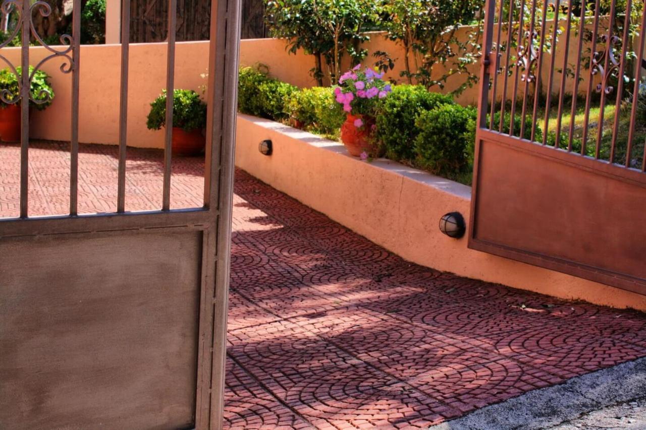 Traditional Villa Mandola Livathos  Extérieur photo