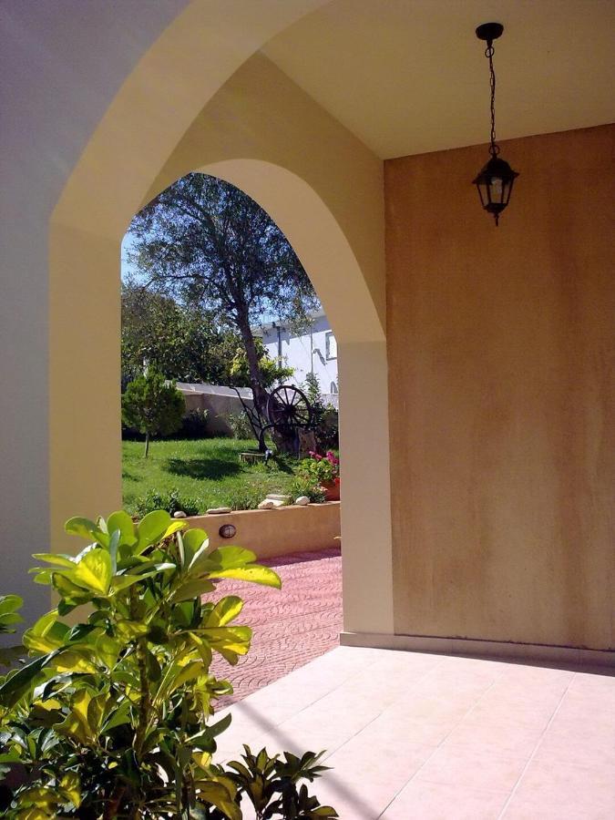 Traditional Villa Mandola Livathos  Extérieur photo